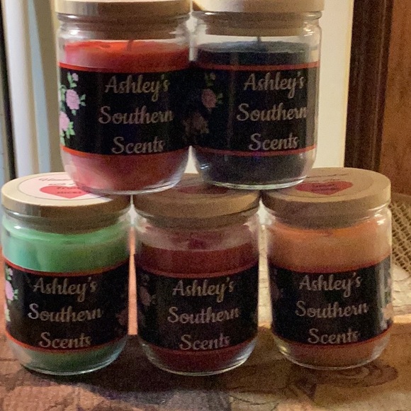 Ashley’s Southern Scents Candles